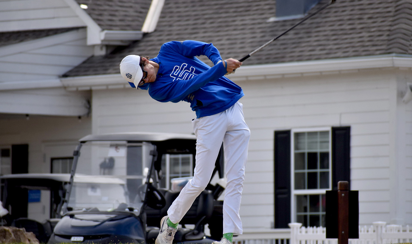 Men's Golf Places Fourth at Park Invitational
