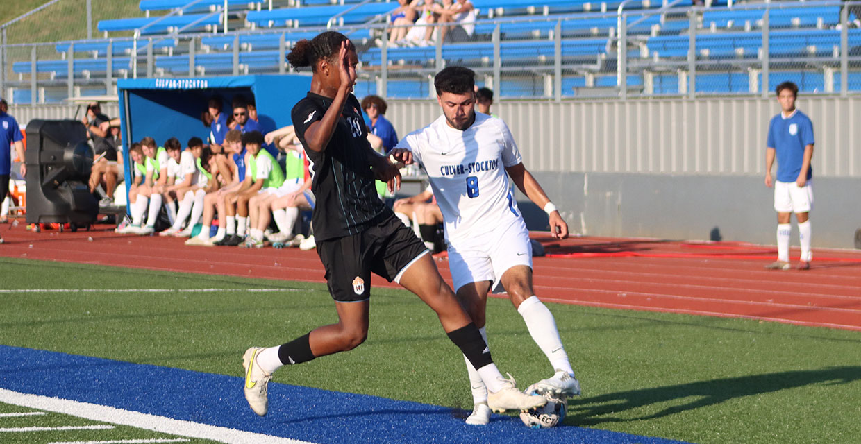 Men's Soccer Can't Sustain Fast Start in Home Loss to Baker
