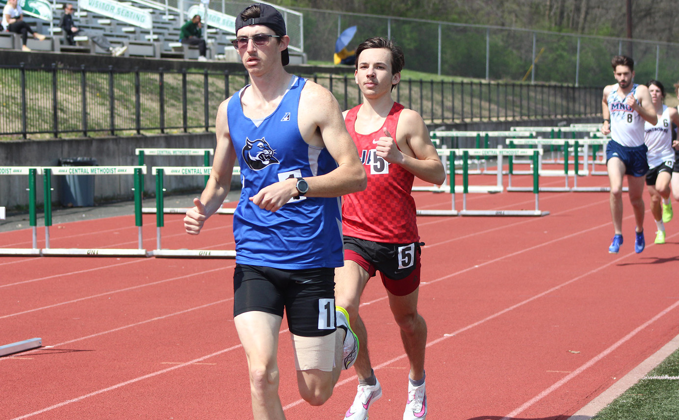 Rivers Hits Qualifying Time in 110 Hurdles; Wildcats Set 11 Personal Bests at Weekend Meet