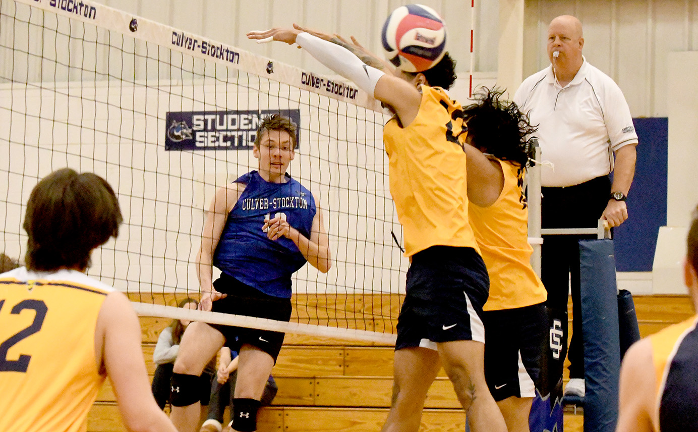 Wildcat Netters Drop Match to Graceland in Three Sets