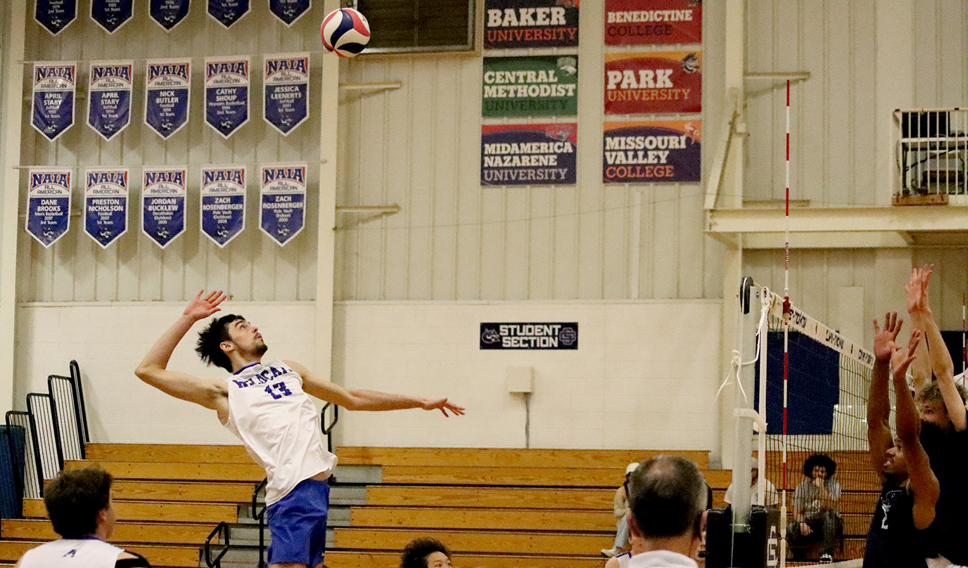 Spikers Drop Matches to Clarke, Mount Mercy on Easter Weekend