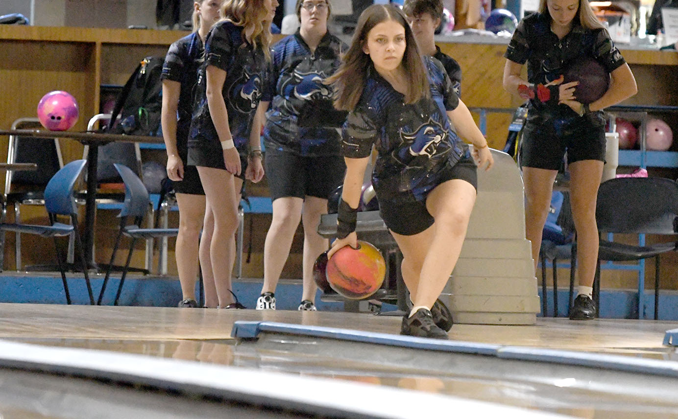 Women's Bowling Earns Second Straight Top Five Finish; Moore Named to All-Tournament Team