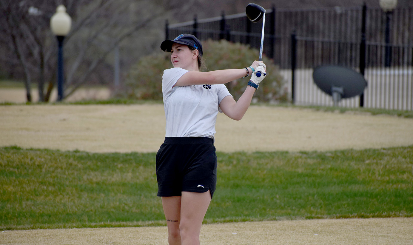 Women's Golf Competes at Rain-shortened Staco Park Classic